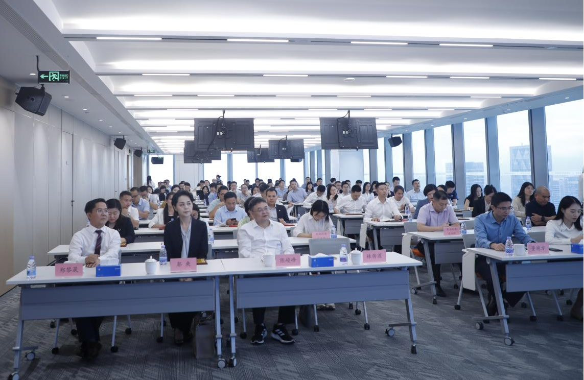 深圳龙华开展调解员岗前培训活动